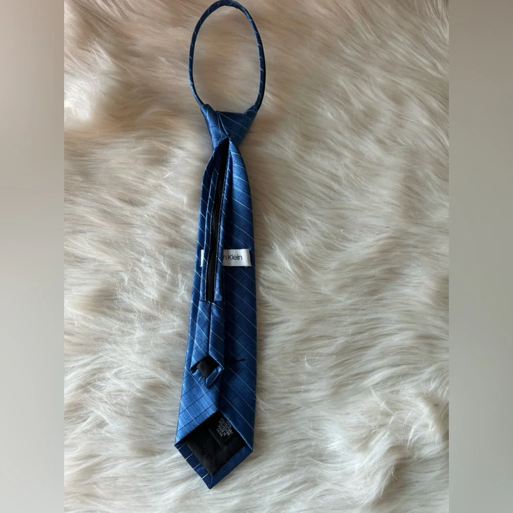 Calvin Klein Zipper Tie